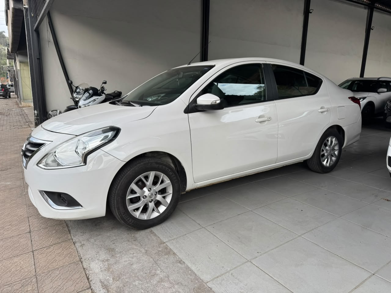 NISSAN VERSA 2019 em Timóteo - Foto 3